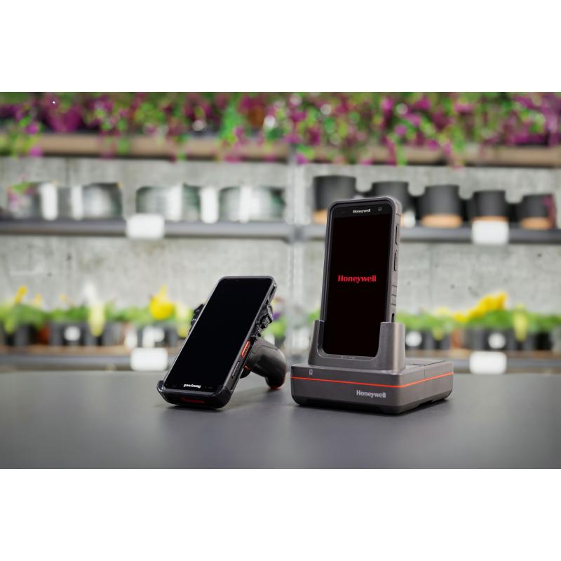 Honeywell CT70, 2D, SR, GPS, hot-swap, PTT, USB, BT, WLAN (Wi-Fi 7), SIM, eSIM, 5G, NFC, GMS, RB